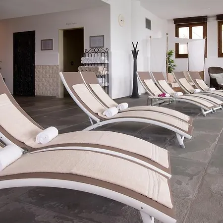 Hotel Cdh Radda 4*